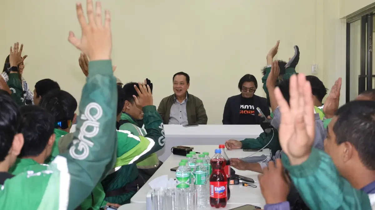 ทวีฟังเสียงไรเดอร์สงขลา ลั่นล้างระบบจ้างงานเทียม-ผูกขาด