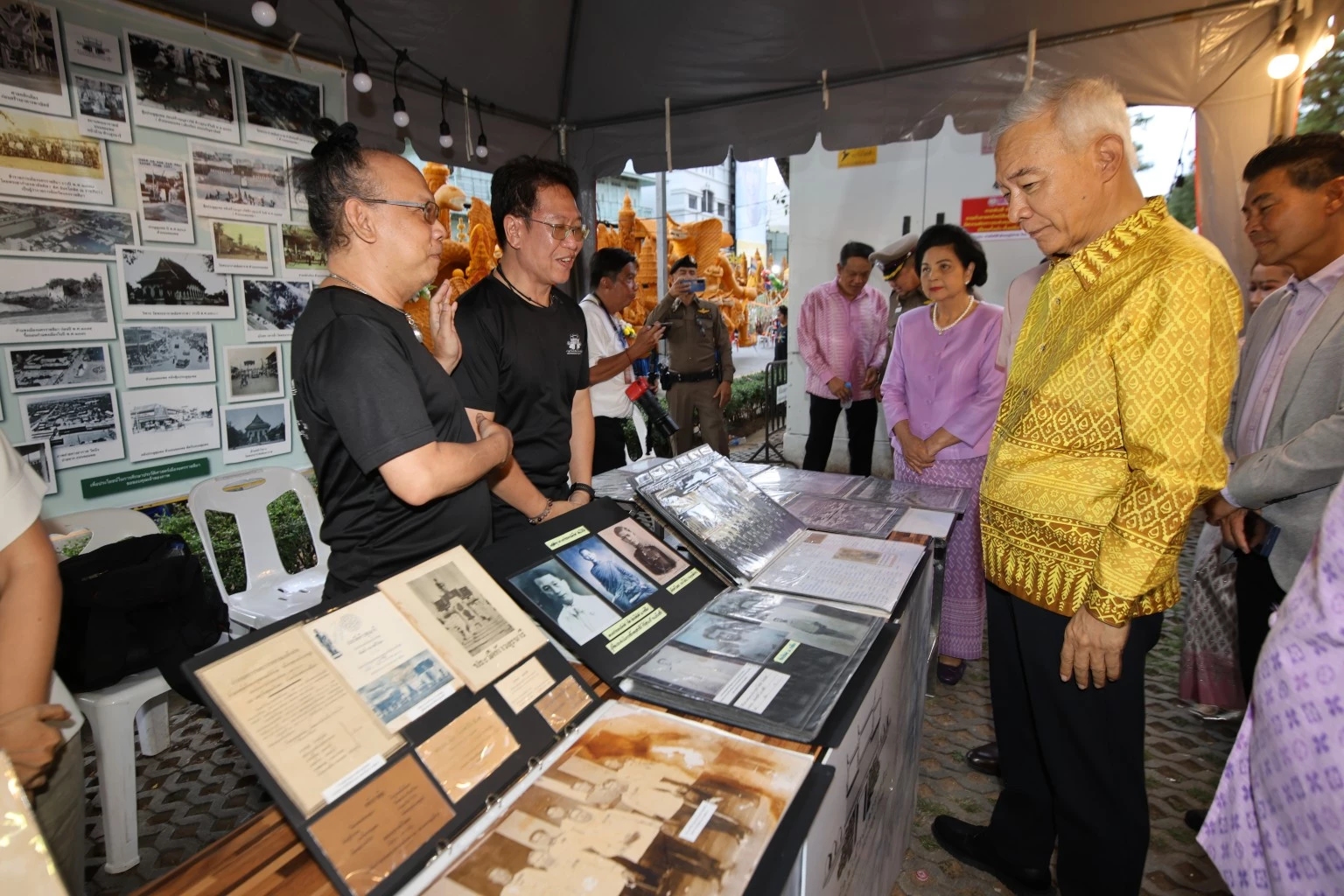 image-gallery