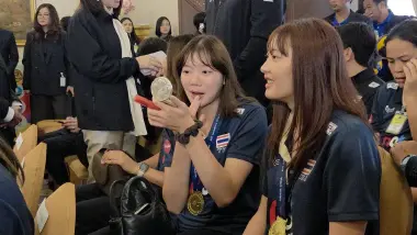 ตัวมัมสุดปัง! "นายกฯ" เปิดทำเนียบเลี้ยงต้อนรับ "วอลเลย์บอลสาวไทย" พร้อมลุย "โอลิมปิก 2028" พร้อมโชว์โอนเงินสด 14 ล้าน เข้าบัญชีเรียลไทม์