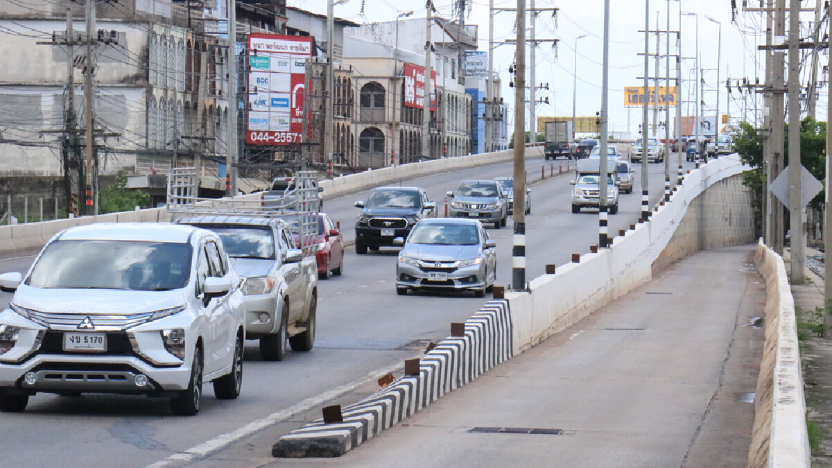 ศก.ทรุดพิษโควิดซ้ำ ปชช.รวมตัวให้ทุบสะพานรถไฟหัวทะเล