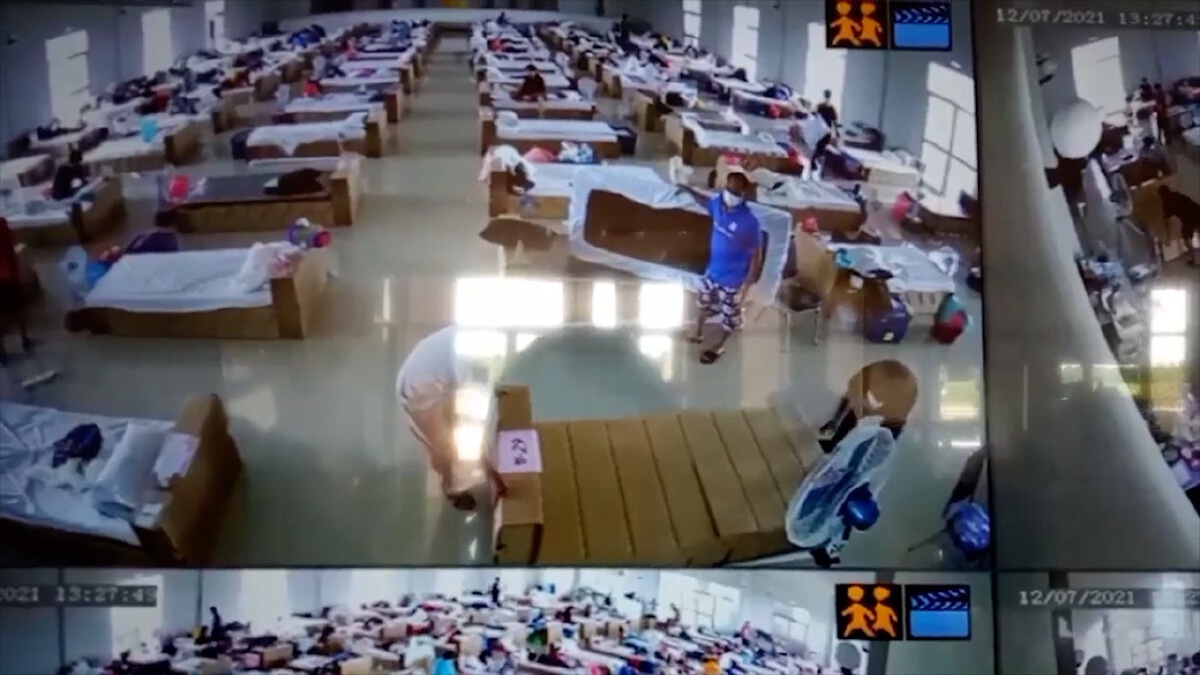 เตียงรพ.สนามขอนแก่นเต็ม คนไข้ต้องขนเตียงเปล่ามาแทรกขออยู่ด้วย
