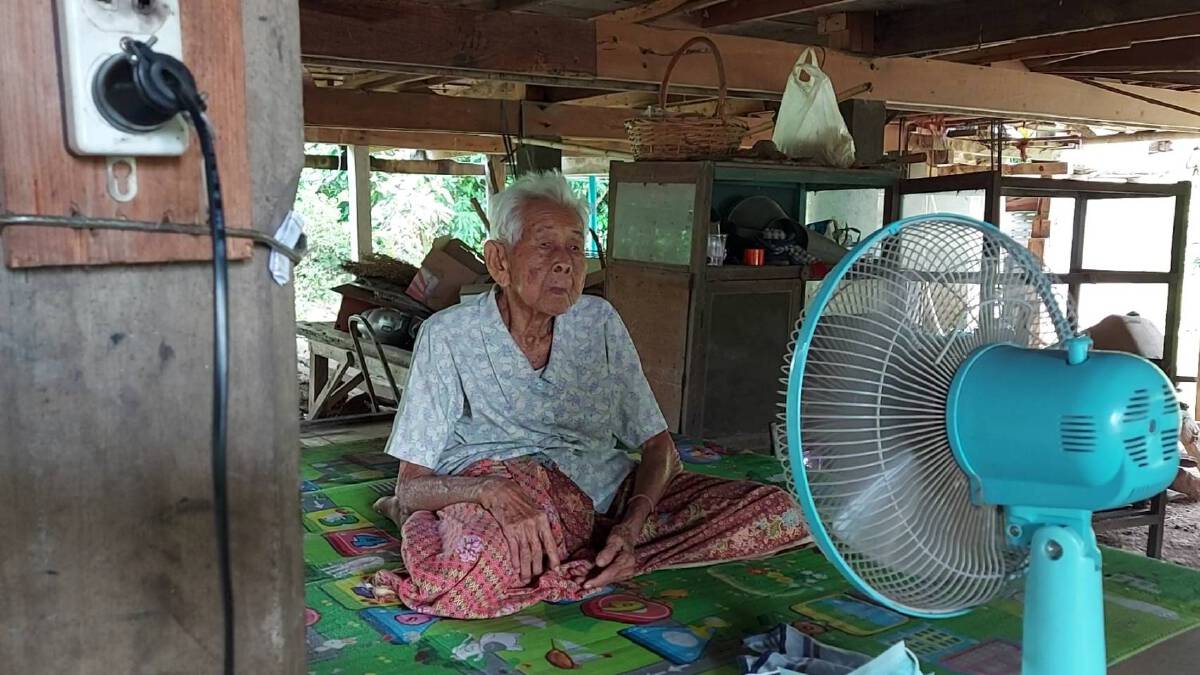ลุ้น!!รมว.ยุติธรรมลงพื้นที่เจรจาขอซื้อคืนบ้านเดิม4แม่เฒ่าสุโขทัย