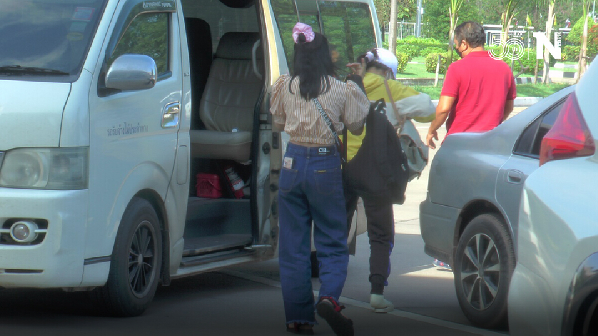 แรงงานลาวทะลักกลับประเทศ หลังโควิดกระหน่ำถูกเลิกจ้าง