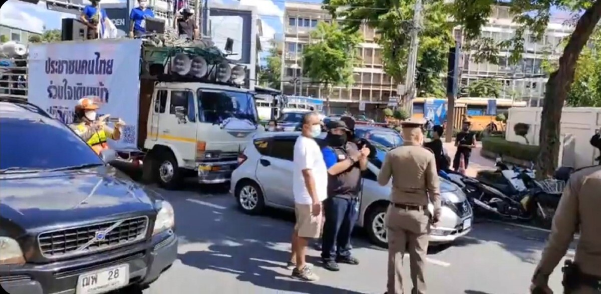 "ทนายนกเขา" ขู่ยกระดับชุมนุมไล่ "ประยุทธ์" ซัดยืดเยื้อทำชาติเสียหาย