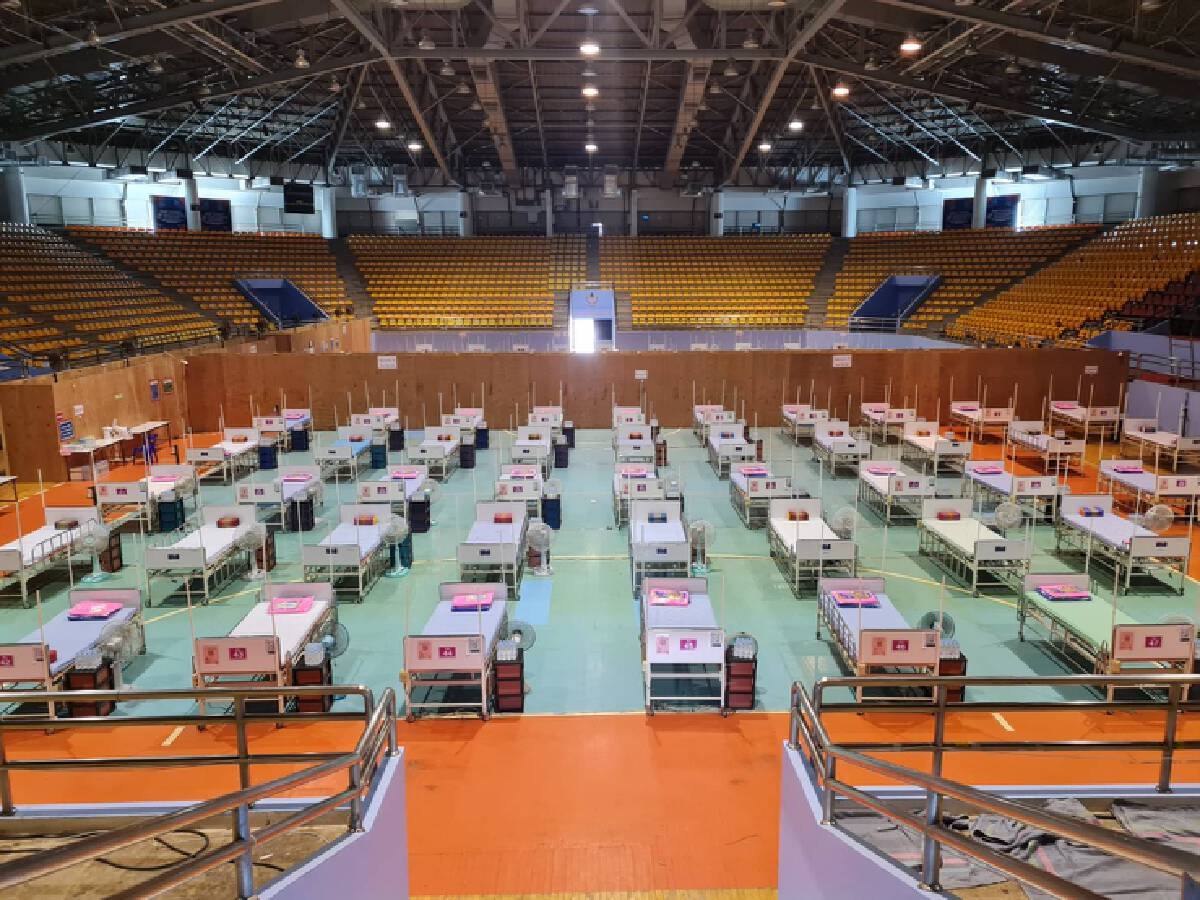 รพ.สนามโคราช 100 เตียง พร้อมรับผู้ป่วยโควิดพุ่งสูงต่อเนื่อง