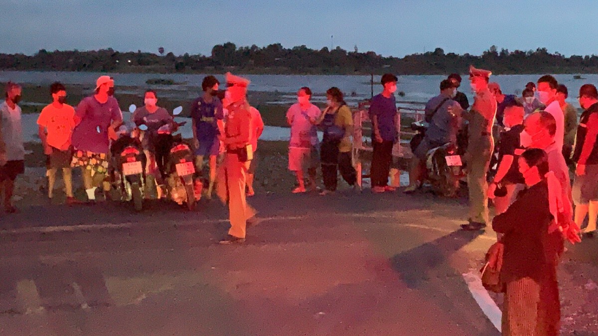 จับแก๊งเด็กแว้นซิ่งจยย. 20 คัน รวมกลุ่มไม่สนโควิดระบาด