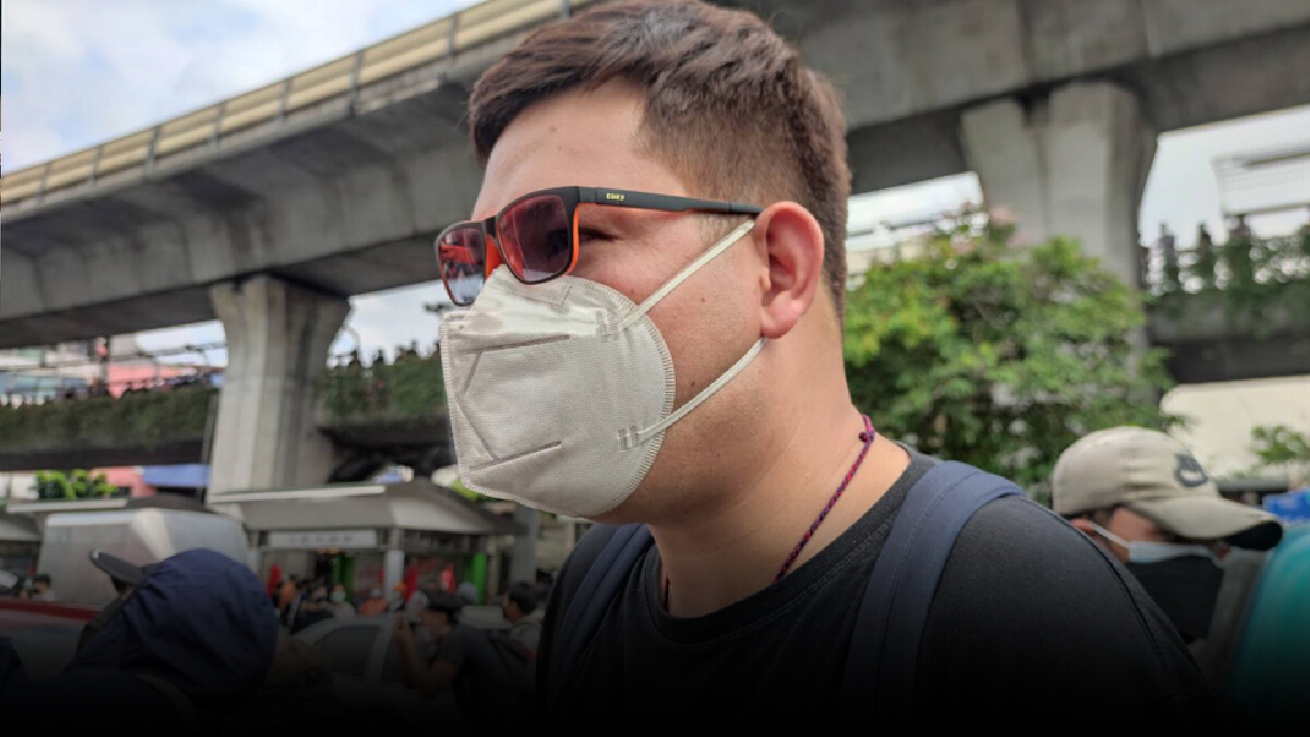 “ครูใหญ่ ขอนแก่นพอกันที” ฝากข้อความถึงเจ้าหน้าที่ "ขออย่ายั่วยุผู้ชุมนุม” “ครูใหญ่ ขอนแก่นพอกันที” ฝากข้อความถึงเจ้าหน้าที่ "ขออย่ายั่วยุผู้ชุมนุม”