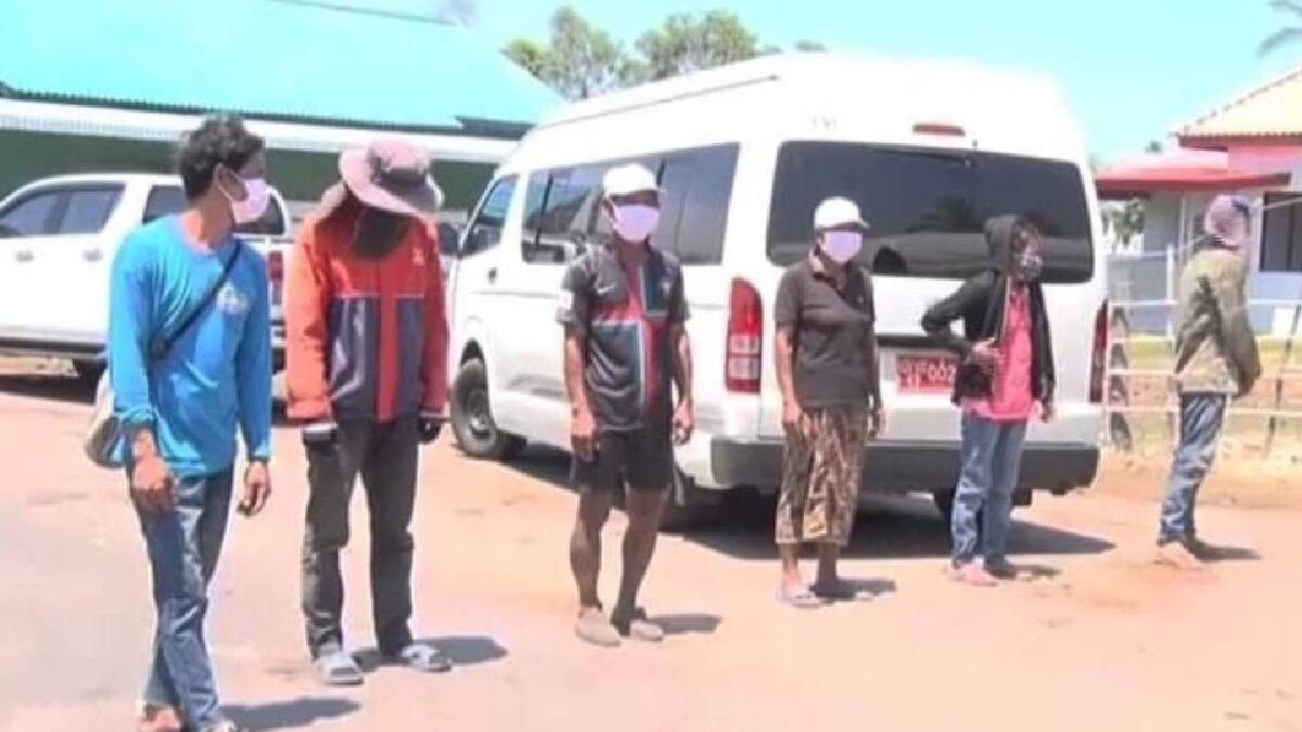 ทางการลาว เตรียมส่งตัวคนไทยเก็บเห็ดกลับไทยเย็นนี้ ทางการลาว เตรียมส่งตัวคนไทยเก็บเห็ดกลับไทยเย็นนี้