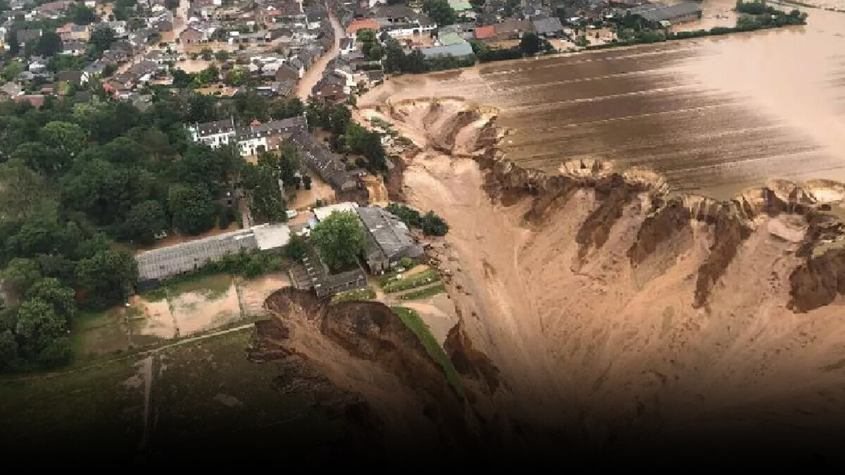 นักวิทยาศาสตร์เผย สาเหตุสำคัญกรณีน้ำท่วมใหญ่ในยุโรป นักวิทยาศาสตร์เผย สาเหตุสำคัญกรณีน้ำท่วมใหญ่ในยุโรป