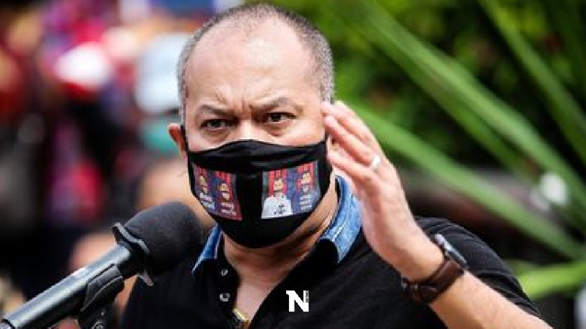 "ณัฐวุฒิ" นัดรวมพล 15 ส.ค. CAR PARKไล่ประยุทธ์ "ณัฐวุฒิ" นัดรวมพล 15 ส.ค. CAR PARKไล่ประยุทธ์