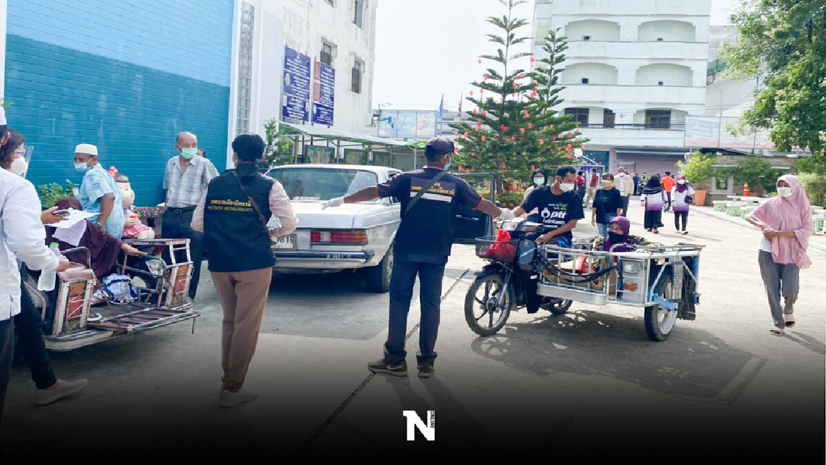 ตรวจเข้มคุณสมบัติฉีด "ไฟเซอร์" รพ.ปัตตานีวันแรก ตรวจเข้มคุณสมบัติฉีด "ไฟเซอร์" รพ.ปัตตานีวันแรก