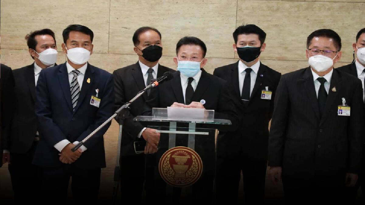 "เพื่อไทย" ผุดแคมเปญ "ลงมติประชาชน รวมพลไล่ประยุทธ์"
