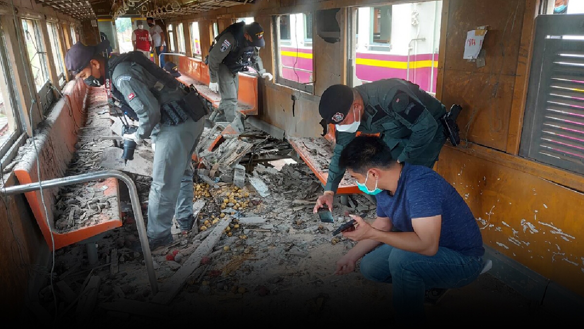 จนท.รอทหารเคลียร์พื้นที่  ซ่อมรางรถไฟถูกวางระเบิด
