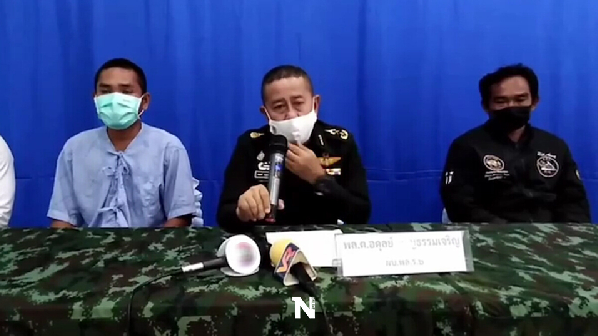 กองทัพภาคที่ 2 ยืนยัน พลทหารสุริยา มองเห็นปกติ หลังมีข่าวถูกลงโทษจนตาบอด กองทัพภาคที่ 2 ยืนยัน พลทหารสุริยา มองเห็นปกติ หลังมีข่าวถูกลงโทษจนตาบอด