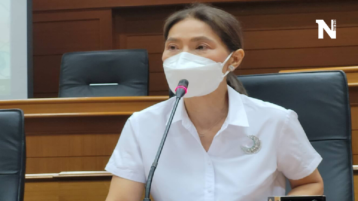 ตู่ นันทิดา เตรียมวัคซีนซิโนฟาร์มให้ฉีดเกือบ 1 แสนคน ตู่ นันทิดา เตรียมวัคซีนซิโนฟาร์มให้ฉีดเกือบ 1 แสนคน