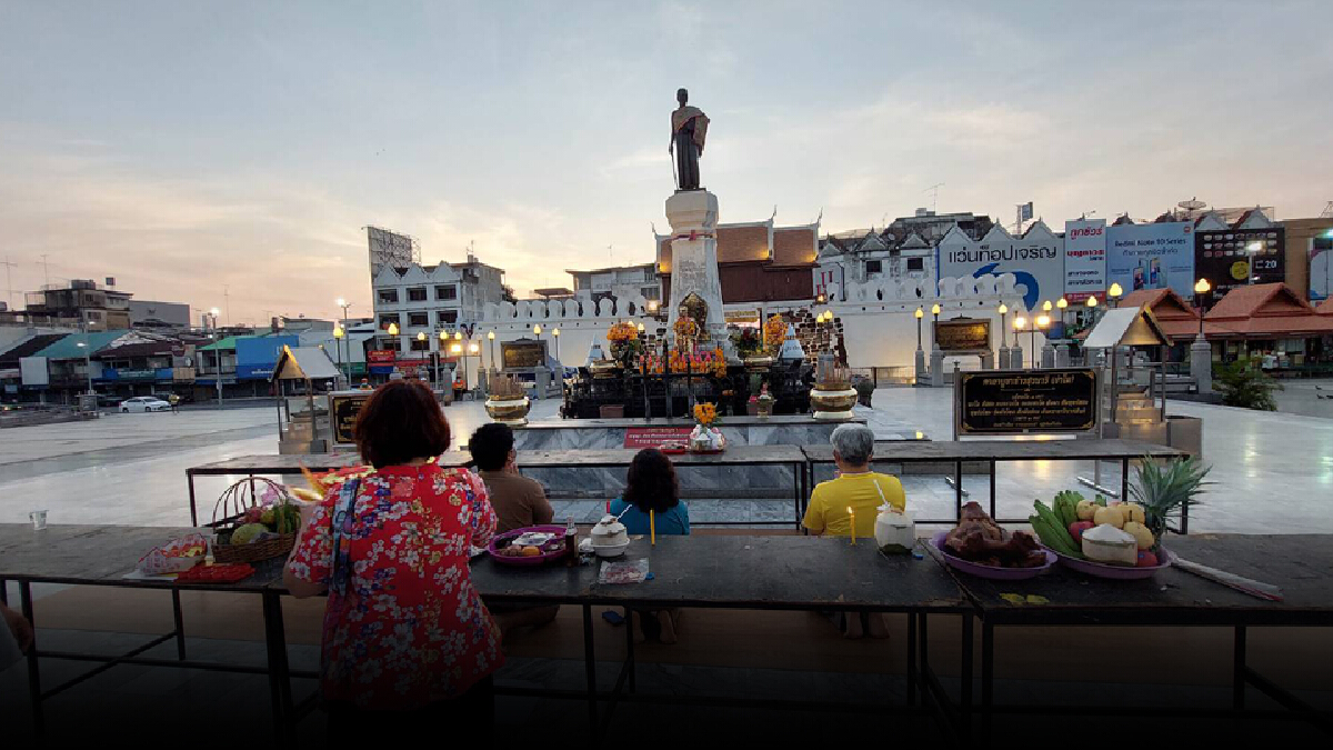 บรรยากาศไหว้สารทจีนโคราชท่ามกลางโควิด-19 สุดเงียบเหงา บรรยากาศไหว้สารทจีนโคราชท่ามกลางโควิด-19 สุดเงียบเหงา