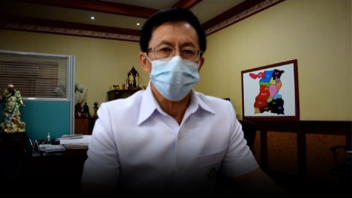สสจ.แจงกรณีผู้โพสต์เฟซบุ๊กส่วนตัวถูกสวมสิทธิ์ฉีดวัคซีน สสจ.แจงกรณีผู้โพสต์เฟซบุ๊กส่วนตัวถูกสวมสิทธิ์ฉีดวัคซีน