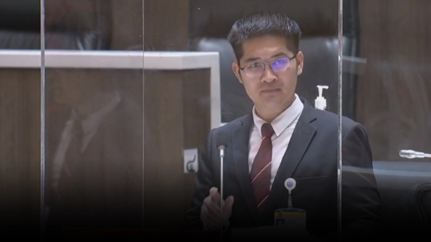 “สภาฯ” วุ่นประท้วง “เต้” ถอนคำพูด หลังพ่นคำหยาบคายเสียดสี “นายกฯ”