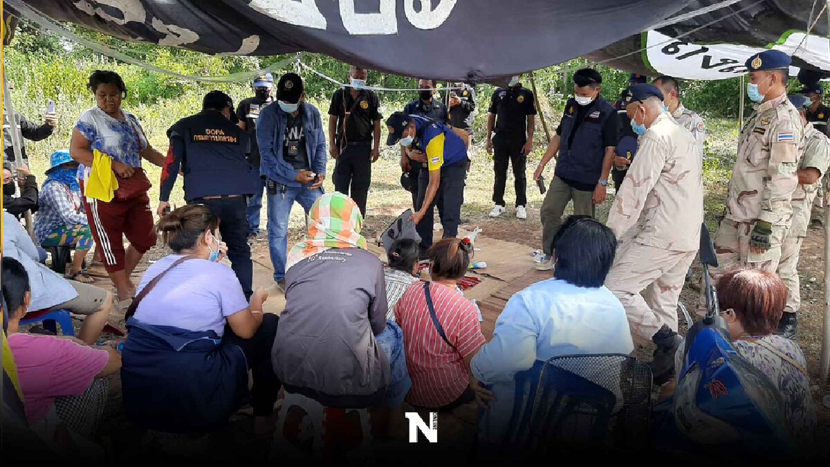 ฝ่ายปกครองบุกจับ "บ่อนแม่ป้า" ตั้งวงเล่นไฮโลกลางป่าละเมาะ