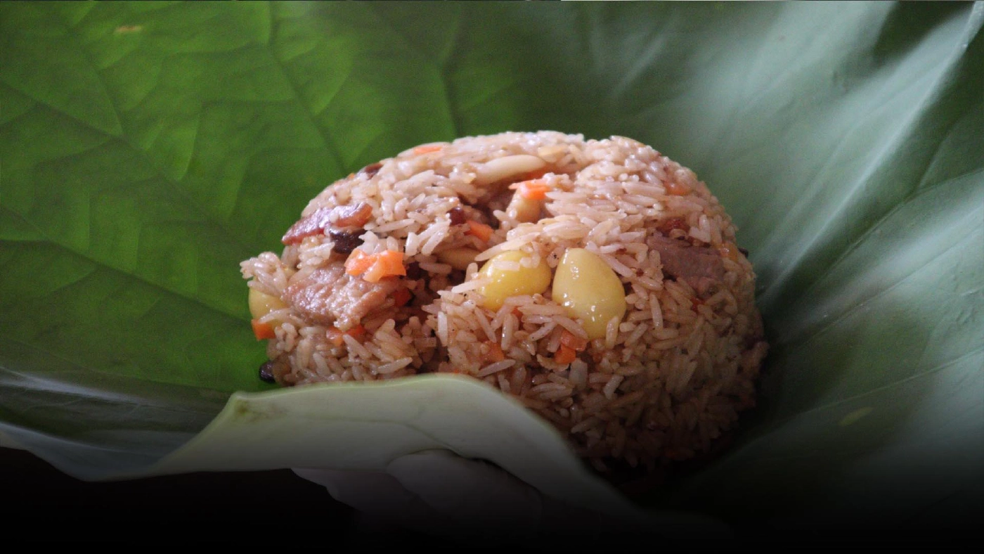 ชิม"ข้าวห่อใบบัว"เมนูเพื่อสุขภาพ ที่บ้านวังส้มซ่า