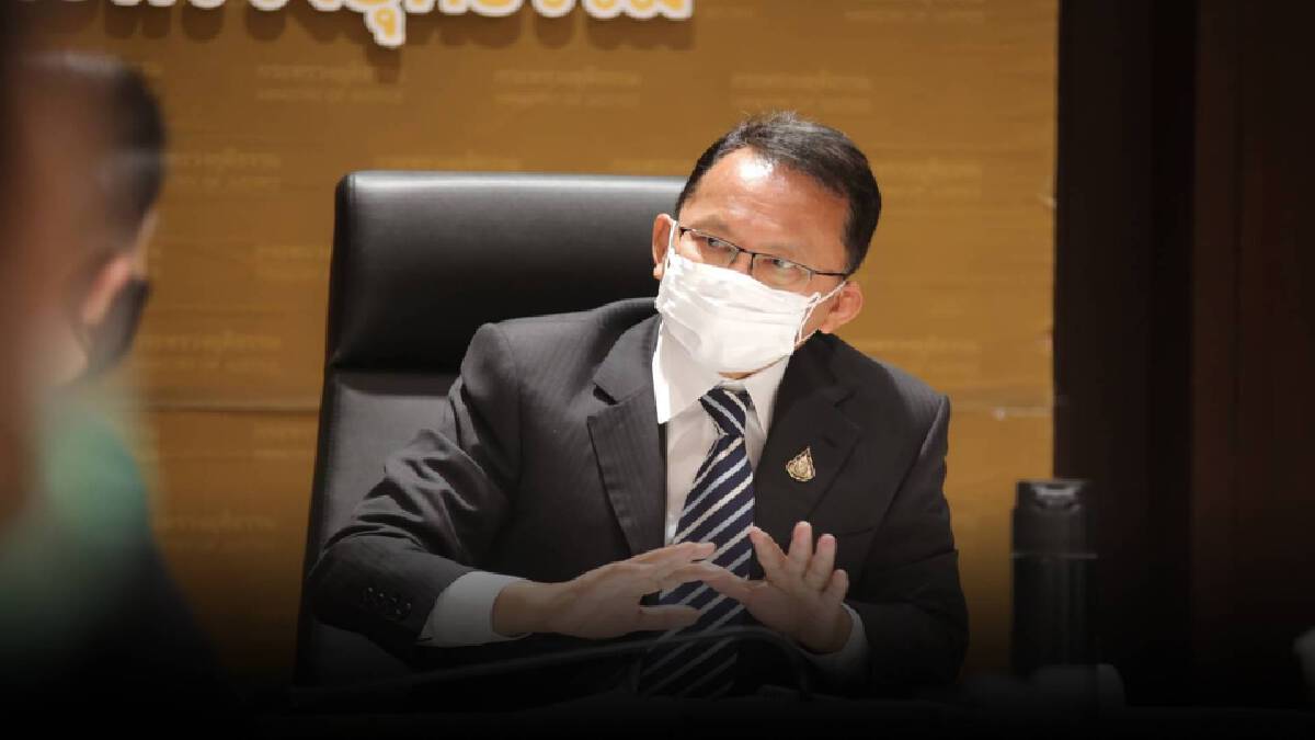 "สมศักดิ์" เร่ง เยียวยาผู้เสียหายคดีผู้กำกับโจ้