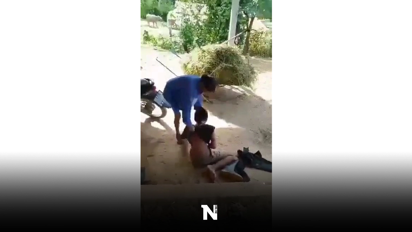 เพื่อนบ้านสุดทน โพสต์คลิปย่าตีหลานจนหูมีเลือดออก เพื่อนบ้านสุดทน โพสต์คลิปย่าตีหลานจนหูมีเลือดออก