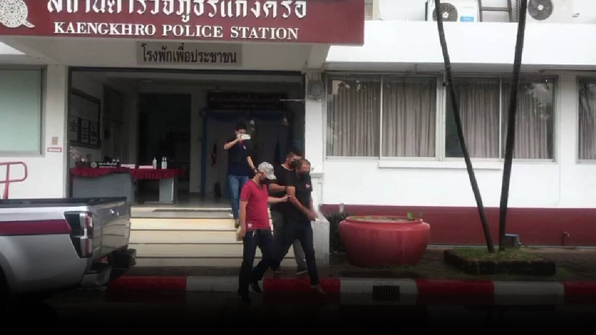 รวบผู้ต้องสงสัย ฆ่าเผาอำพรางหนุ่มใหญ่ใกล้กระท่อมนา รวบผู้ต้องสงสัย ฆ่าเผาอำพรางหนุ่มใหญ่ใกล้กระท่อมนา