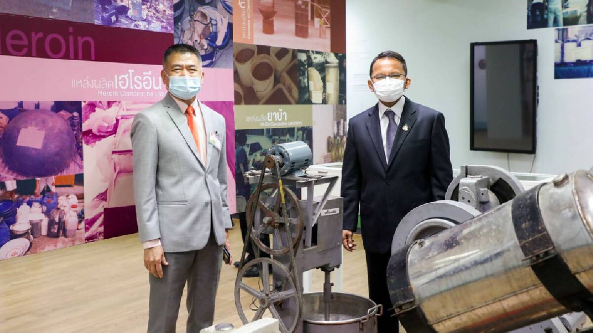 ซ่อมเครื่องปั๊มยาบ้าดัดแปลงผลิตฟ้าทะลายโจรอัดเม็ด ซ่อมเครื่องปั๊มยาบ้าดัดแปลงผลิตฟ้าทะลายโจรอัดเม็ด