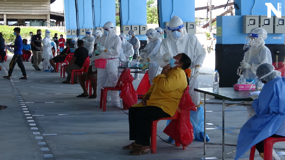 ปัตตานีเร่งตรวจเชิงรุกสะพานปลารอบสอง พบติดเชื้อเพิ่มเกือบ 40 คน ปัตตานีเร่งตรวจเชิงรุกสะพานปลารอบสอง พบติดเชื้อเพิ่มเกือบ 40 คน