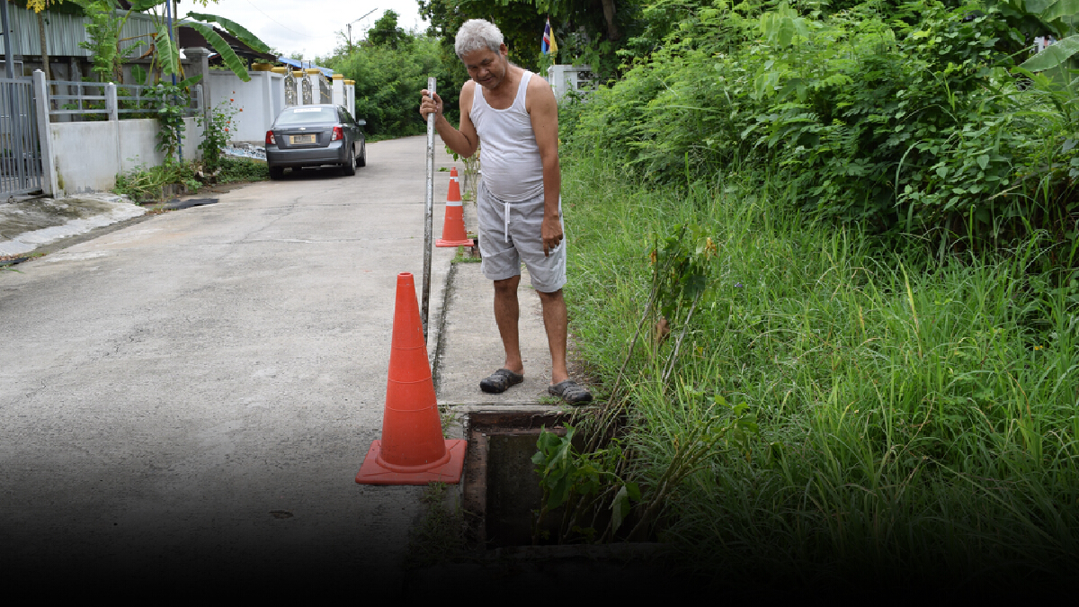 โจรยามวิกาลตระเวนขโมยตะแกรงเหล็กฝาท่อระบายน้ำ โจรยามวิกาลตระเวนขโมยตะแกรงเหล็กฝาท่อระบายน้ำ