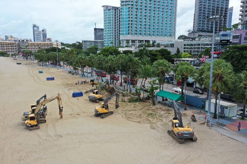สวนนงนุชจับมือพัทยาปรับโฉมชายหาดพัทยาเพื่อรับนักท่องเที่ยวหลังโควิด สวนนงนุชจับมือพัทยาปรับโฉมชายหาดพัทยาเพื่อรับนักท่องเที่ยวหลังโควิด