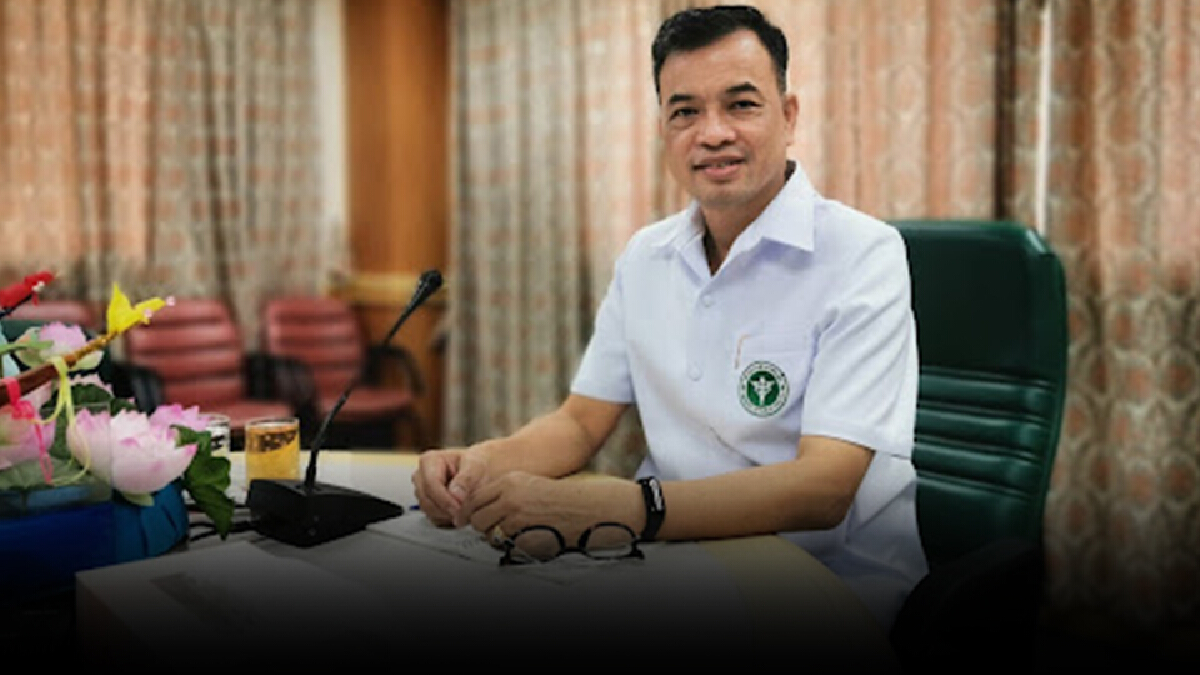 แพทย์พิจิตรแจ้งจับสาวแอบอ้าง ฉีดเข็ม 3 ไฟเซอร์ โพสต์รับงานได้