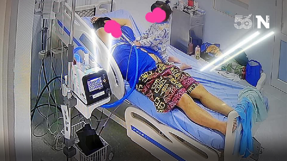 สะเทือนใจ ลูก 3 ขวบ เช็ดน้ำตาให้พ่อป่วยโควิดอาการโคม่า ในห้อง ICU สะเทือนใจ ลูก 3 ขวบ เช็ดน้ำตาให้พ่อป่วยโควิดอาการโคม่า ในห้อง ICU