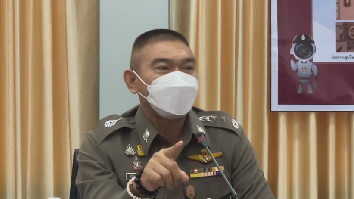สั่งสอบคลิปตำรวจโคราชขับรถหลวงขนครอบครัวเที่ยวที่ชะอำ สั่งสอบคลิปตำรวจโคราชขับรถหลวงขนครอบครัวเที่ยวที่ชะอำ