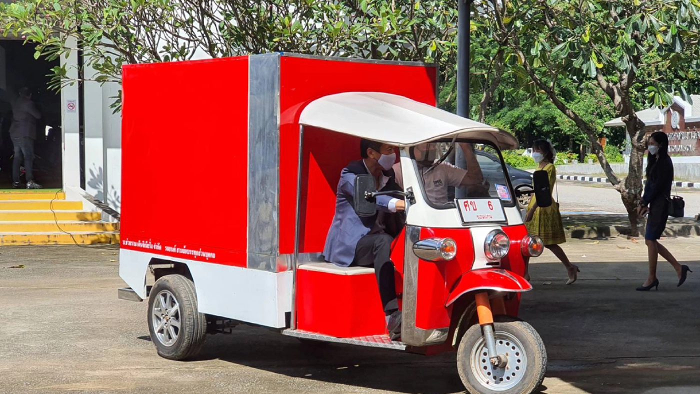 อุตสาหกรรมหนุนสตาร์ทอัพผลิตรถฟู๊ดทรัคไฟฟ้า อุตสาหกรรมหนุนสตาร์ทอัพผลิตรถฟู๊ดทรัคไฟฟ้า