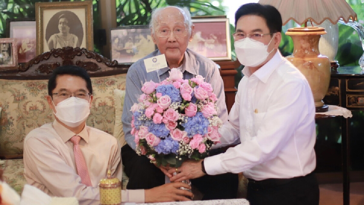 "จุรินทร์"เบิร์ดเดย์"พิชัย รัตตกุล" ในวัย 96 ปี "จุรินทร์"เบิร์ดเดย์"พิชัย รัตตกุล" ในวัย 96 ปี