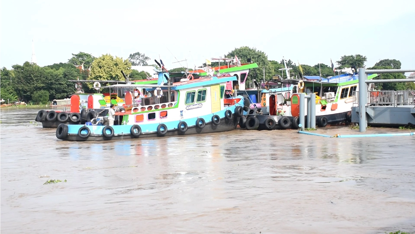 เตรียมใช้เครื่องโซน่าสแกนกู้ซากเรือลากจูงล่ม ยังไม่พบคนขับเรือ-ภรรยาผู้สูญหาย