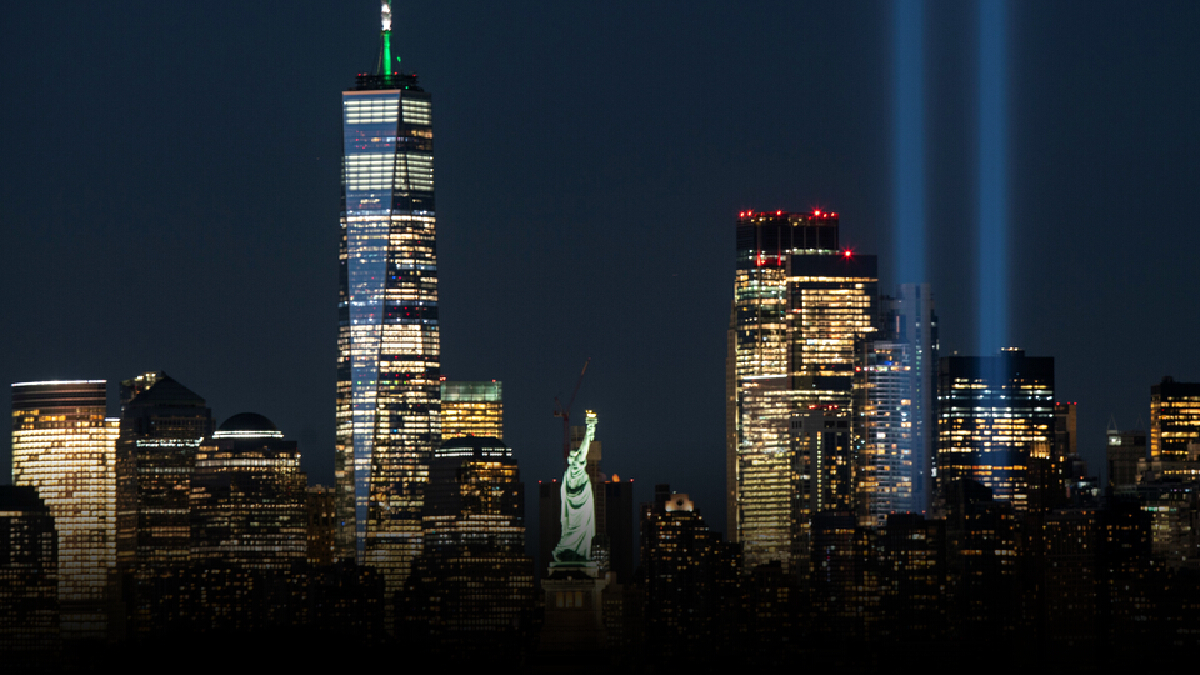 คุมเข้มนิวยอร์กรับ 9/11 ไม่ยอมตกเป็นเป้าโจมตีอีก คุมเข้มนิวยอร์กรับ 9/11 ไม่ยอมตกเป็นเป้าโจมตีอีก