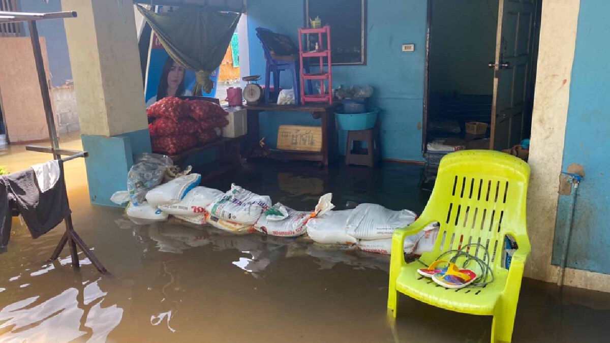 น้ำลำตะคองไหลเข้าท่วมต.ปรุใหญ่200หลังคาเรือน น้ำลำตะคองไหลเข้าท่วมต.ปรุใหญ่200หลังคาเรือน