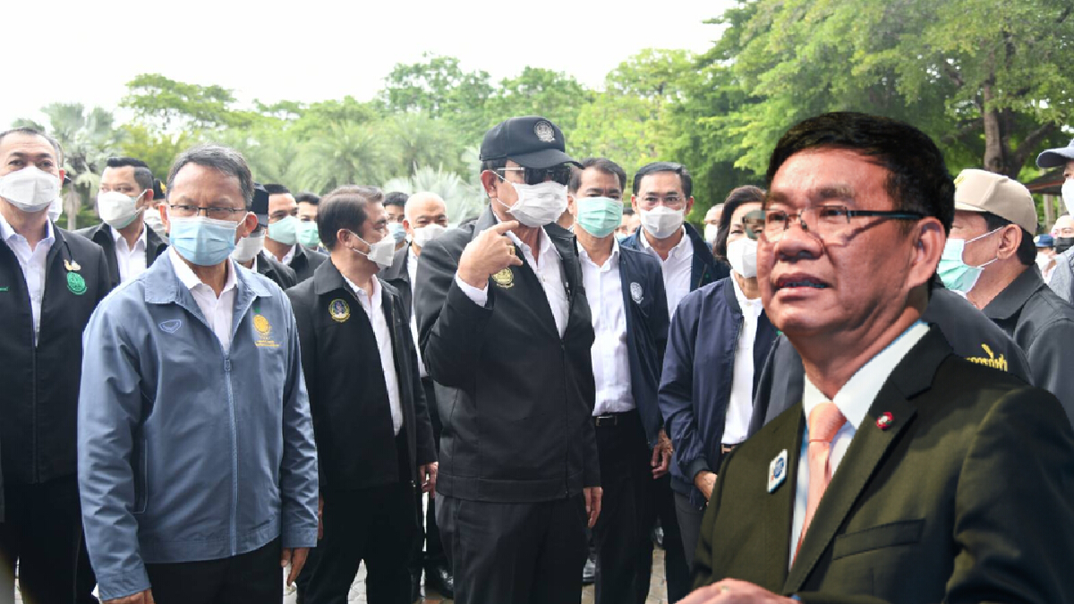 "สมชัย"โพสต์ฟาด"บิ๊กตู่"แค่สร้างภาพตรวจน้ำท่วมสุโขทัย