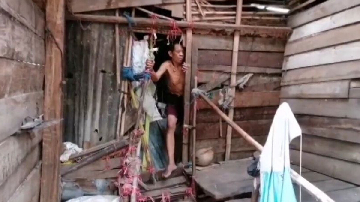 สุดรันทดคู่ชีวิตวัย 79 ปีตาบอดยากไร้อยู่ลำพังบ้านผุหลังคารั่ว