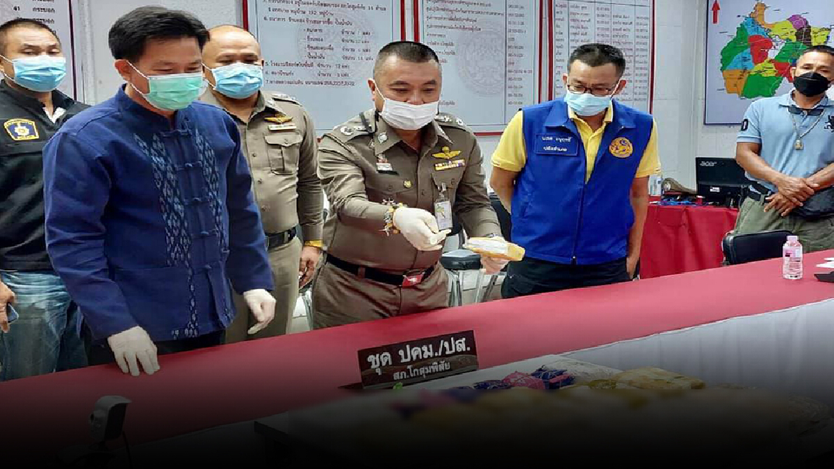 รวบหนุ่มวัย 22 ปี พร้อมของกลางรับค้ายาบ้า หาเงินไปสู้คดีพยายามฆ่า รวบหนุ่มวัย 22 ปี พร้อมของกลางรับค้ายาบ้า หาเงินไปสู้คดีพยายามฆ่า
