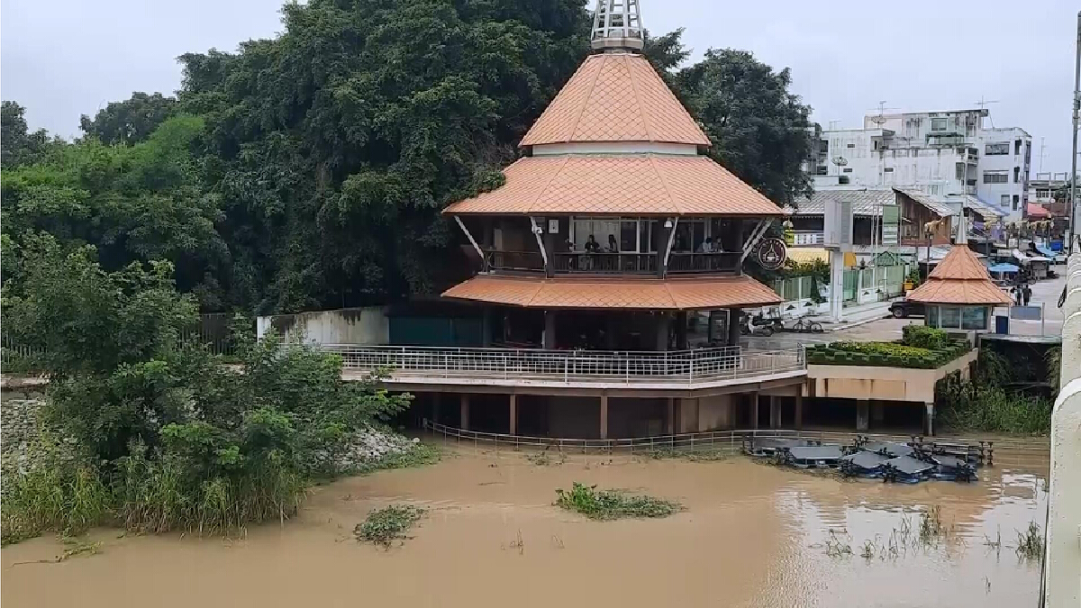 น้ำท่วมโคกหม้อสูงขยายวงกว้าง ชาวบ้านเดือดร้อน 200 หลังคาเรือน