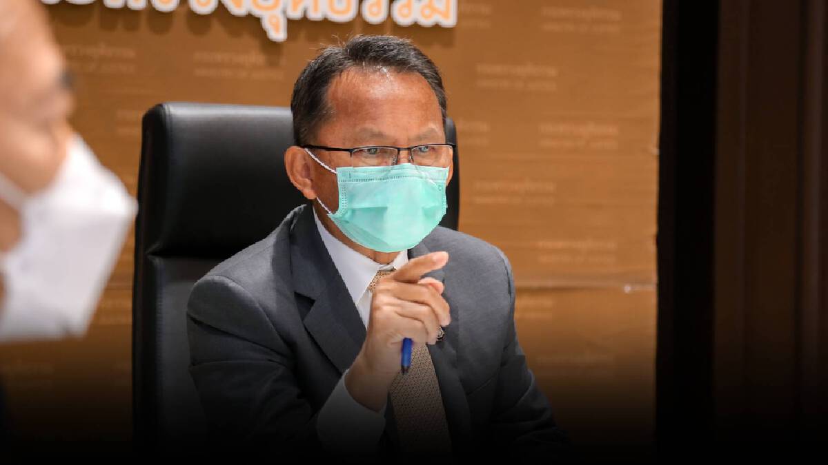 "สมศักดิ์" เผย อธิบดีสั่งเด้งแล้ว กรณี จนท.ราชทัณฑ์เรียกเงิน