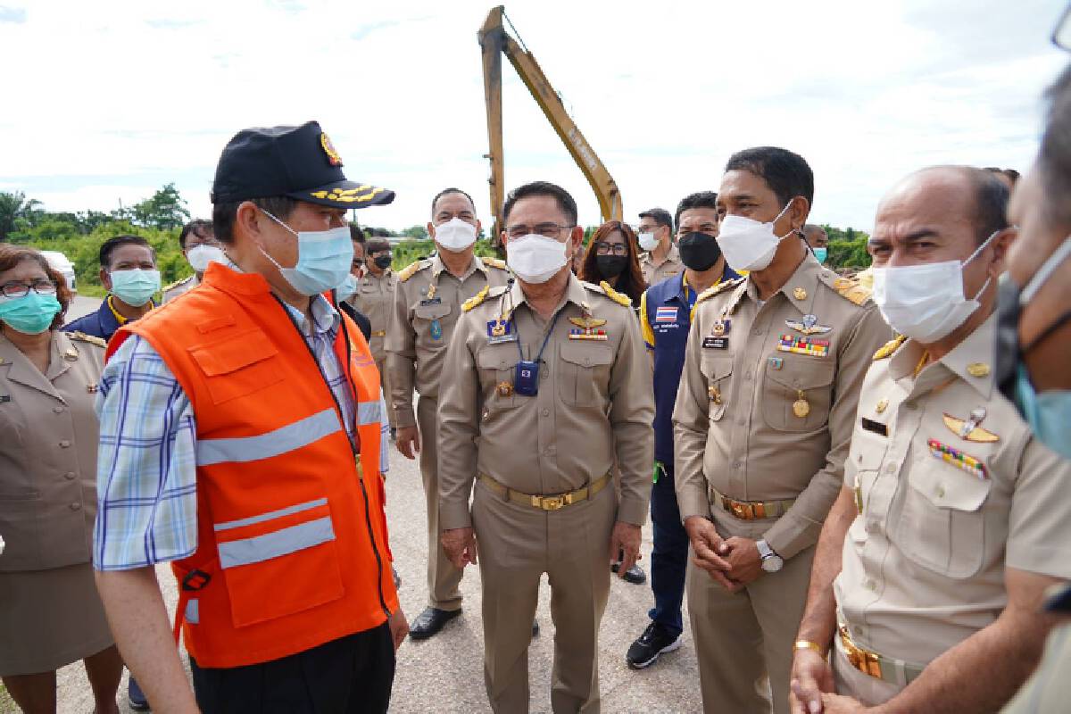 มท.2 สั่งการปภ.12 รับมือฤดูมรสุมภาคใต้ มท.2 สั่งการปภ.12 รับมือฤดูมรสุมภาคใต้