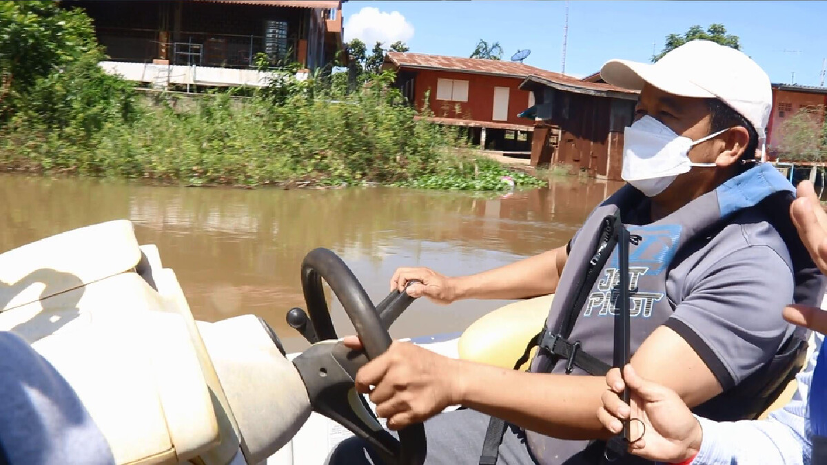 "ล่องเรือ-ร้องเพลงแหล่”-แจ้งเตือนรับมือน้ำท่วม "ล่องเรือ-ร้องเพลงแหล่”-แจ้งเตือนรับมือน้ำท่วม