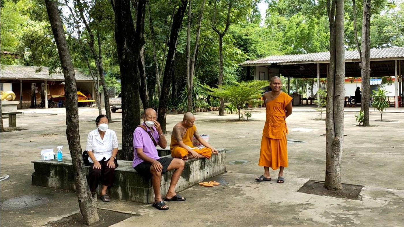 น้องชายอดีตเจ้าอาวาสวัดท่าพุฯ ยันไม่มีจนท.ใช้อาวุธทำร้ายผู้บำบัด