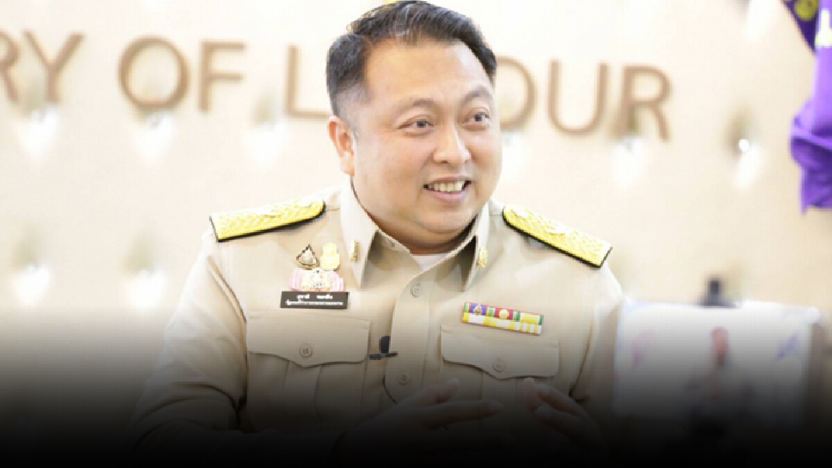 รมว.แรงงาน พร้อมจ่ายเช็คสำหรับกลุ่มตกหล่นที่ไม่ผูกพร้อมเพย์ รมว.แรงงาน พร้อมจ่ายเช็คสำหรับกลุ่มตกหล่นที่ไม่ผูกพร้อมเพย์