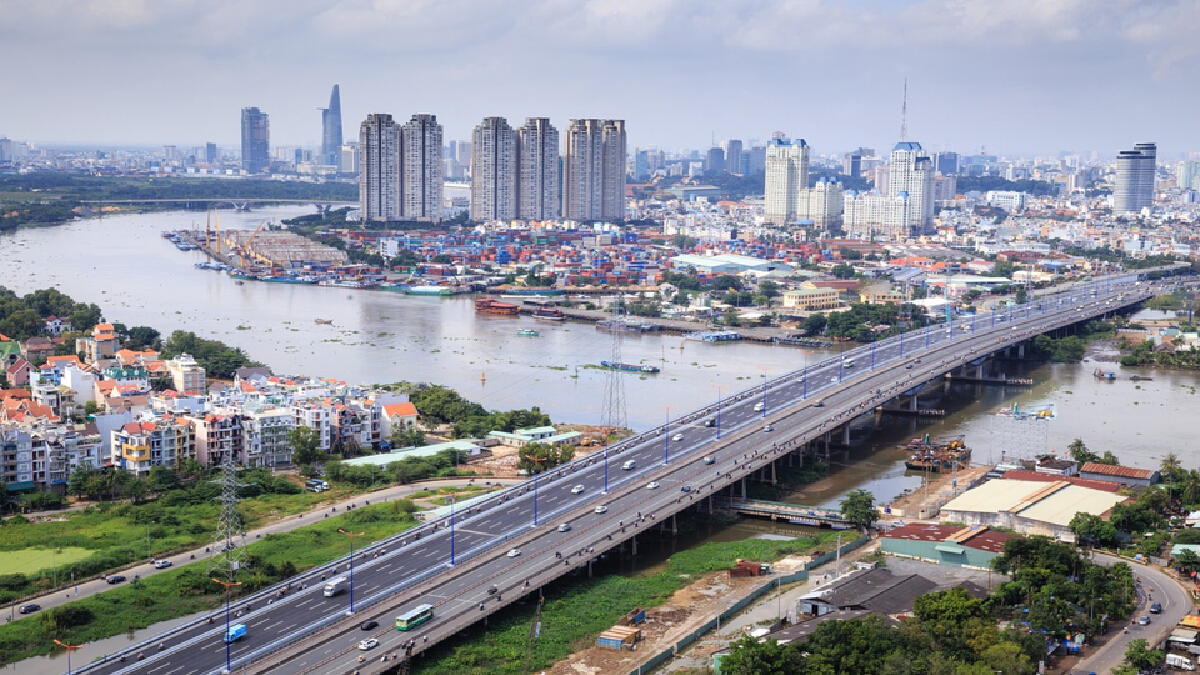 โฮจิมินห์คลายล็อกวันแรก เริ่มคืนชีวิตปกติให้ประชาชน โฮจิมินห์คลายล็อกวันแรก เริ่มคืนชีวิตปกติให้ประชาชน