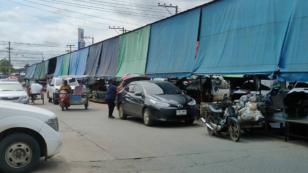 คลัสเตอร์ตลาดสุรนารีโคราช ฉุดไม่อยู่ลาม 9 อำเภอ สะสม 270 ราย คลัสเตอร์ตลาดสุรนารีโคราช ฉุดไม่อยู่ลาม 9 อำเภอ สะสม 270 ราย